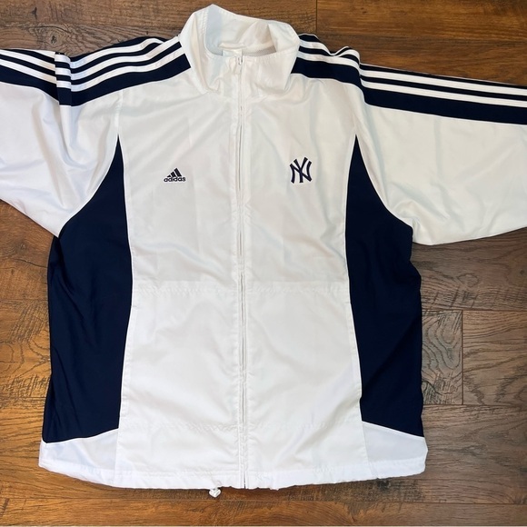 NY Yankees Adidas Windbreaker Jacket Men's L - Picture 2 of 10